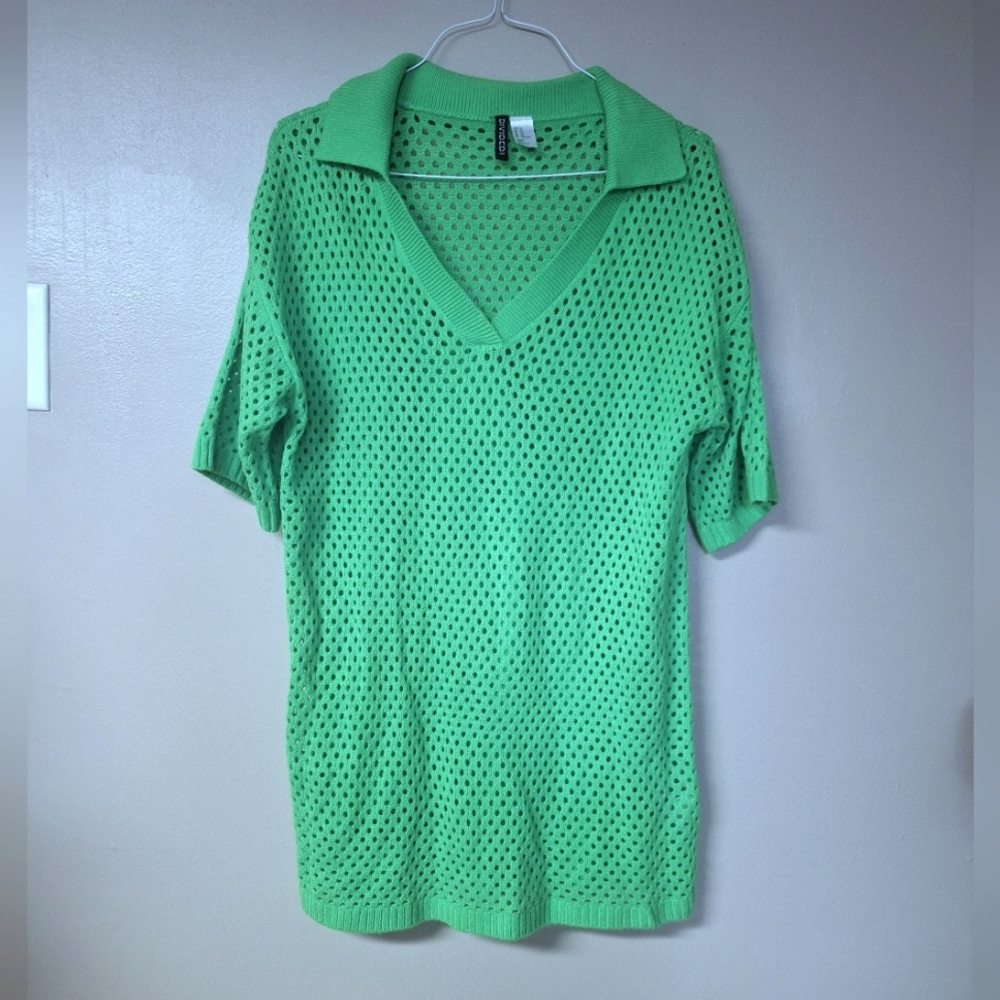 H&M Womens Tunic Top Green V-Neck Layering Eyelet Crochet Open Knit w Collar